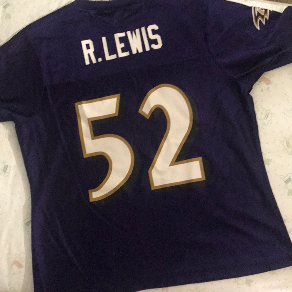 Woman raven jersey